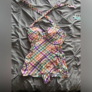 Unique Vintage one piece swimsuit with halter top and gingham pattern - size L!